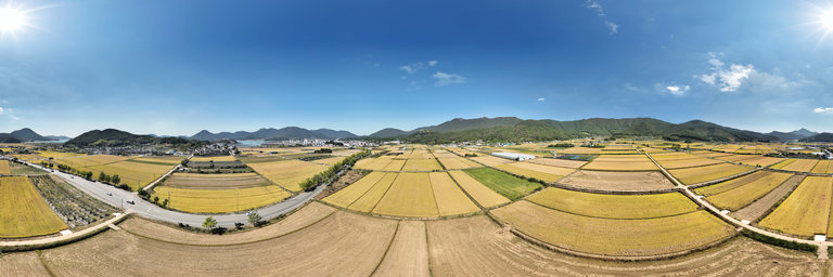 Geoje Fields in Front of Osu Village, Geoje-myeon 360° 파노라마 미리보기